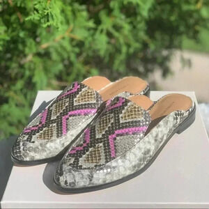 14th & Union Pink and Gray Embossed Mule